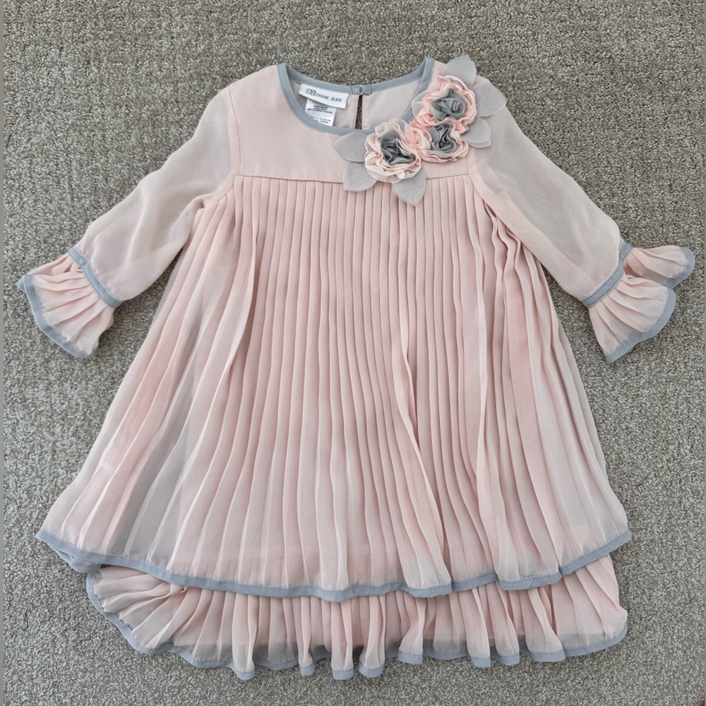 Bonnie Jean Light Pink & Gray Pleated Formal Girls Dress w/ Flower Accent Size 5